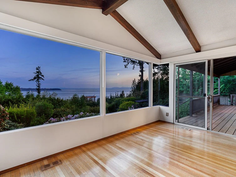 3898 Southridge Avenue, West Vancouver, BC, V7V 3J1 - 12