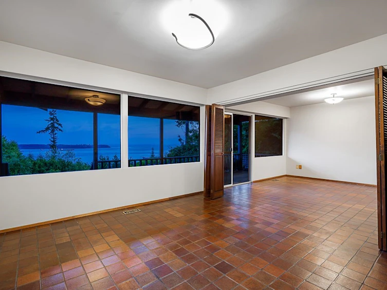 3898 Southridge Avenue, West Vancouver, BC, V7V 3J1 - 14