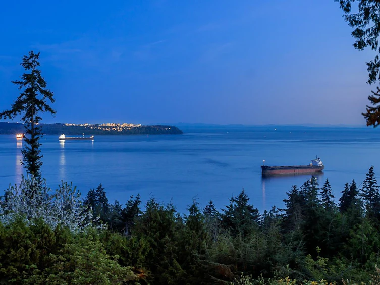 3898 Southridge Avenue, West Vancouver, BC, V7V 3J1 - 31