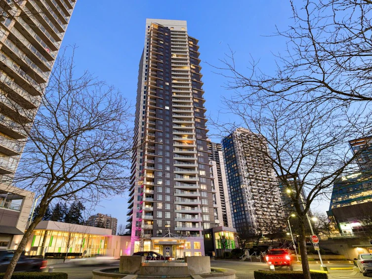 1405-9887 Whalley Boulevard, Surrey, BC, V3T 0P4