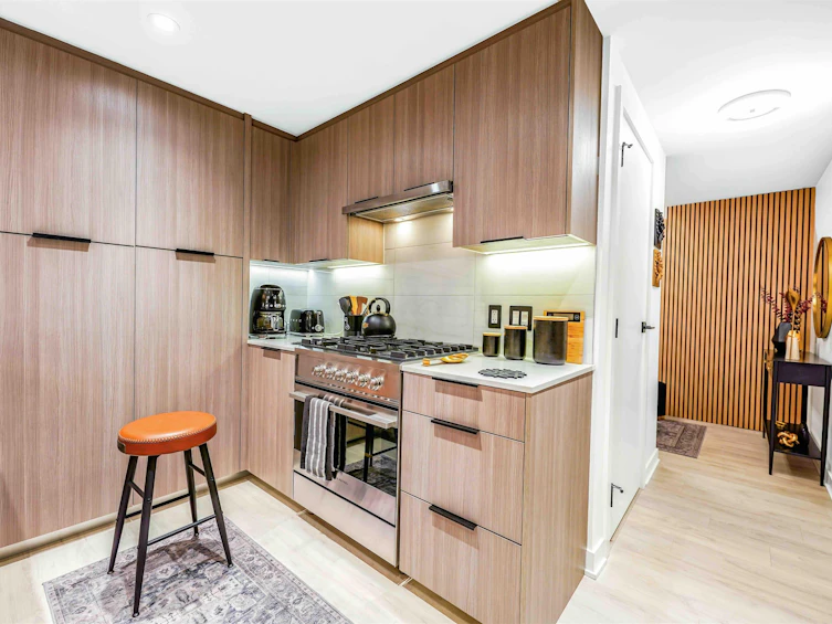 401-1401 Hunter Street, North Vancouver, BC, V7J 0E2 - 8