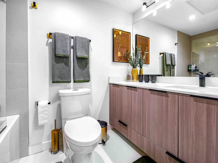 401-1401 Hunter Street, North Vancouver, BC, V7J 0E2 - 25