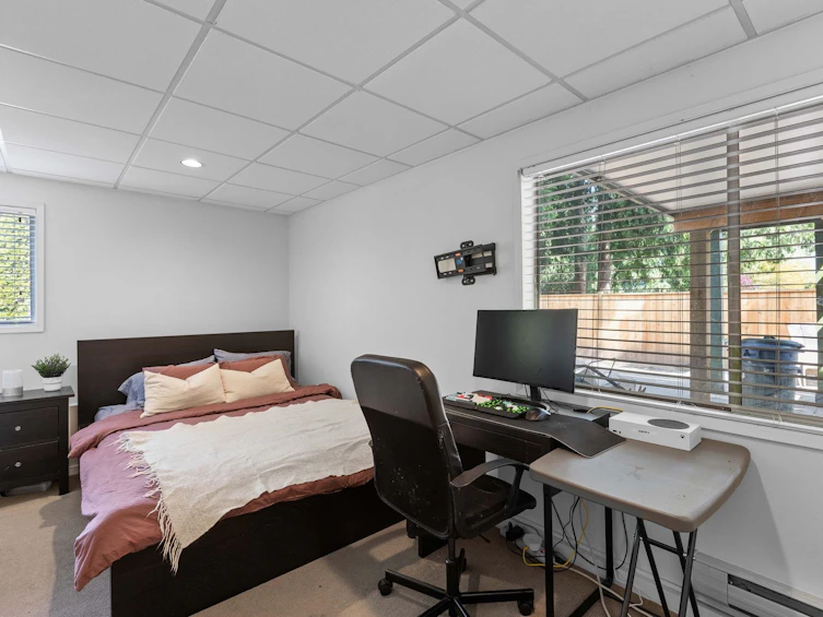712 Fairway Drive, North Vancouver, BC, V7G 1L7 - 18