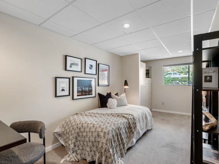 712 Fairway Drive, North Vancouver, BC, V7G 1L7 - 19