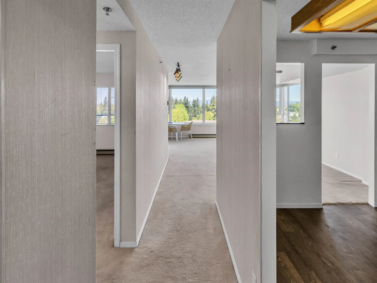 902-3150 Gladwin Road, Abbotsford, BC, V2T 5T5 - 4