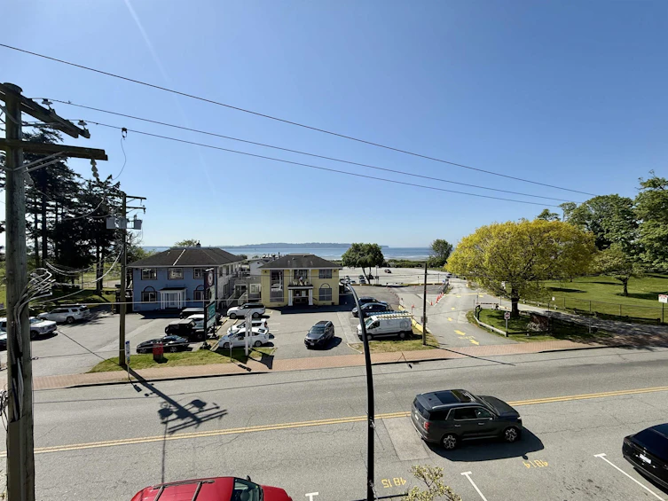 311-15777 Marine Drive, Surrey, BC, V4B 1E5