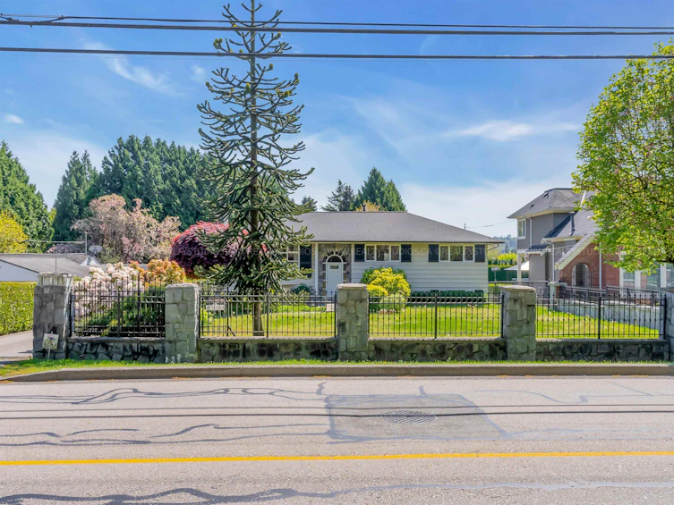 8136 Government Road, Burnaby, BC, V5A 2E2 - 29