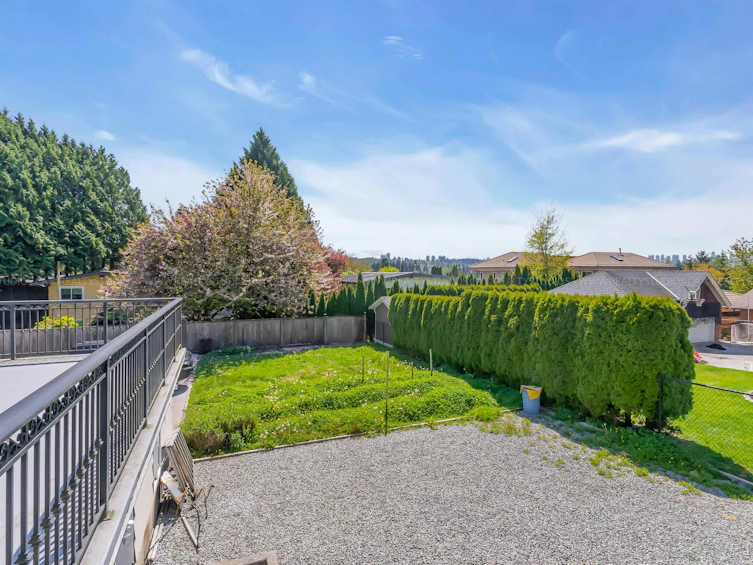 8136 Government Road, Burnaby, BC, V5A 2E2 - 25