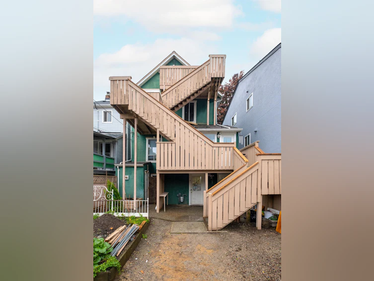 538 Union Street, Vancouver, BC, V6A 2B8 - 39
