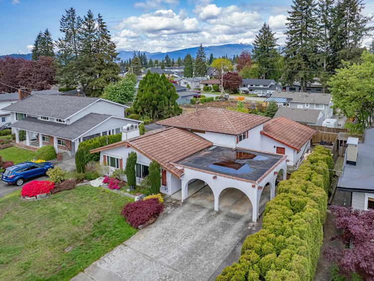 1579 Eden Avenue, Coquitlam, BC, V3J 2R2 - 2