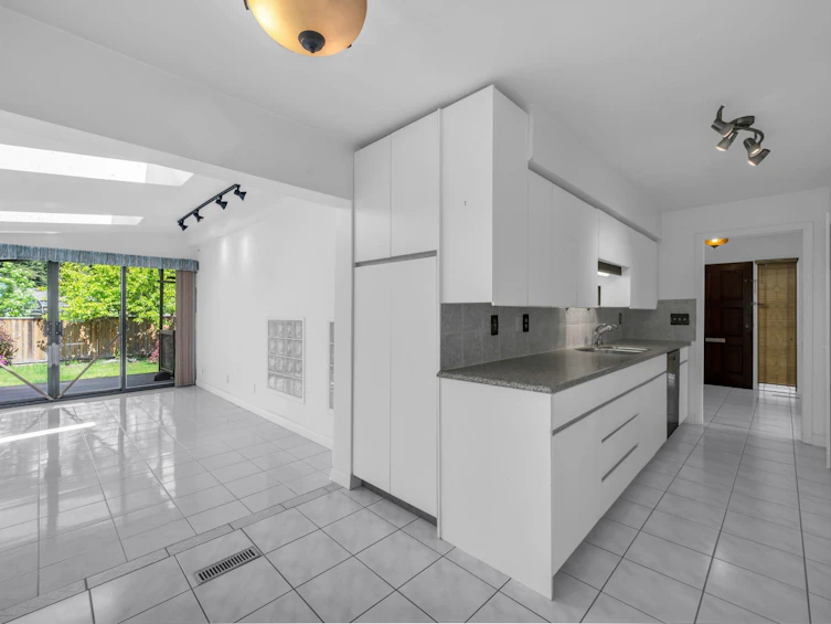 1579 Eden Avenue, Coquitlam, BC, V3J 2R2 - 16