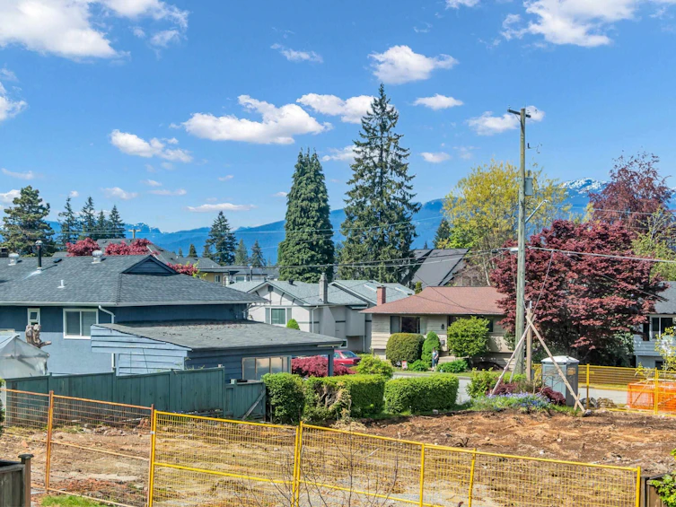 1579 Eden Avenue, Coquitlam, BC, V3J 2R2 - 5
