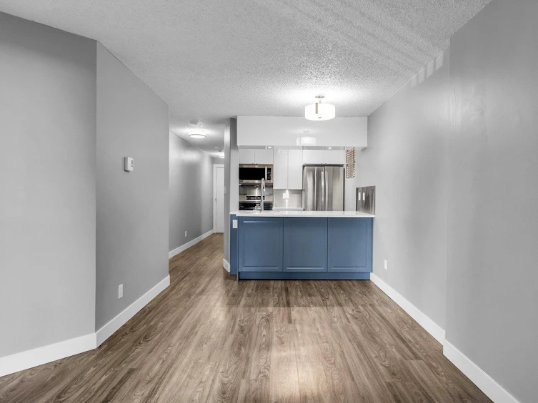 304-1040 Pacific Street, Vancouver, BC, V6E 4C1 - 9