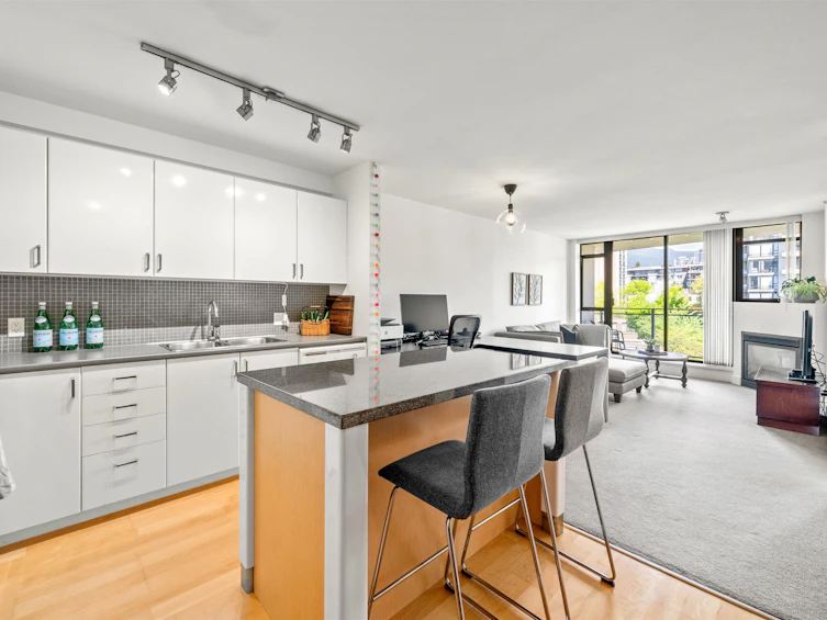 707-155 W 1st Street, North Vancouver, BC, V7M 3N8 - 11