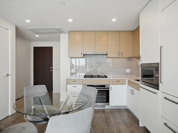 1503-200 Klahanie Court, West Vancouver, BC, V7P 0E4 - 11