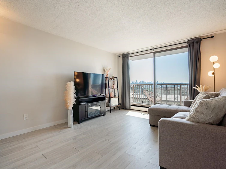 408-320 Royal Avenue, New Westminster, BC, V3L 5C6 - 4
