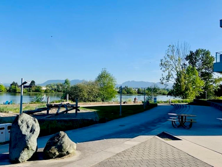 607-5766 Gilbert Road, Richmond, BC, V7C 0G2 - 33