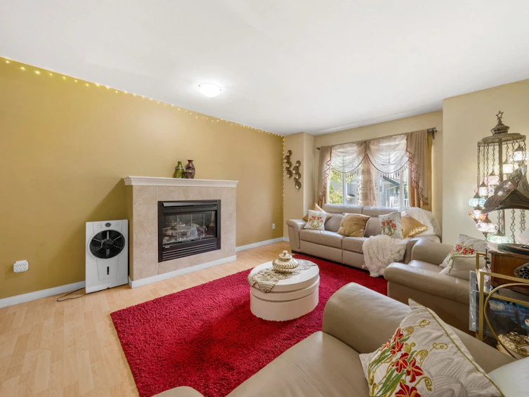 61-12711 64 Avenue, Surrey, BC, V3W 1X1 - 2