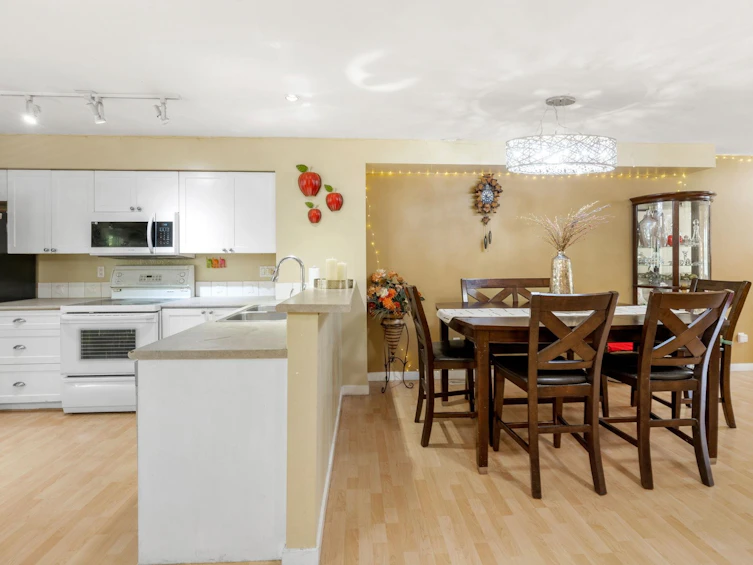 61-12711 64 Avenue, Surrey, BC, V3W 1X1 - 10