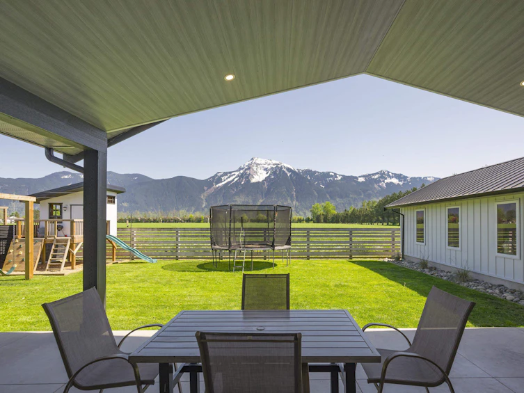 1716 Agassiz Avenue, Agassiz, BC, V0M 1A3 - 23
