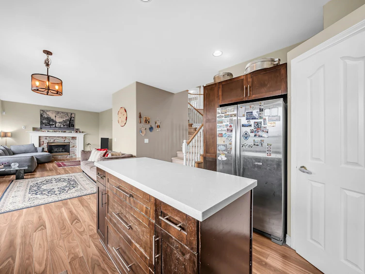 3078 Cardinal Court, Coquitlam, BC, V3E 3C4 - 15