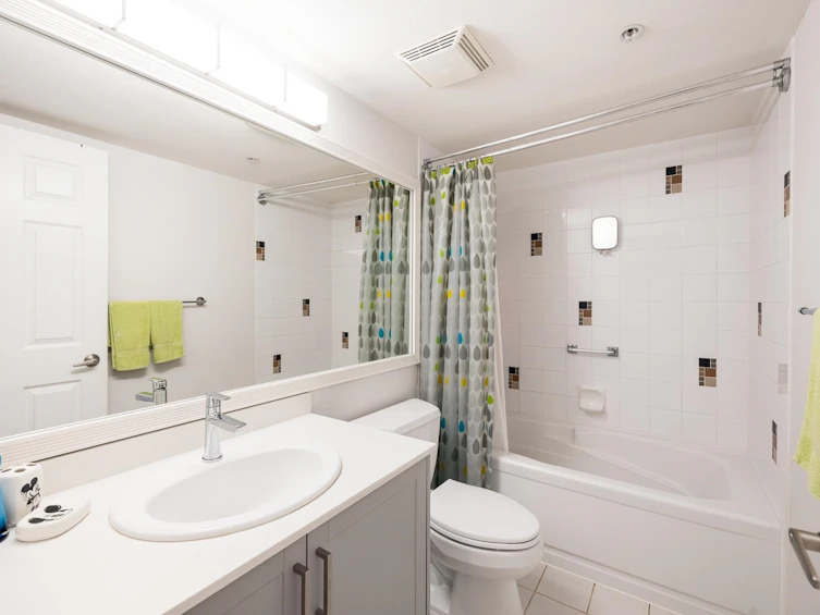 109-345 Lonsdale Avenue, North Vancouver, BC, V7M 3M9 - 17