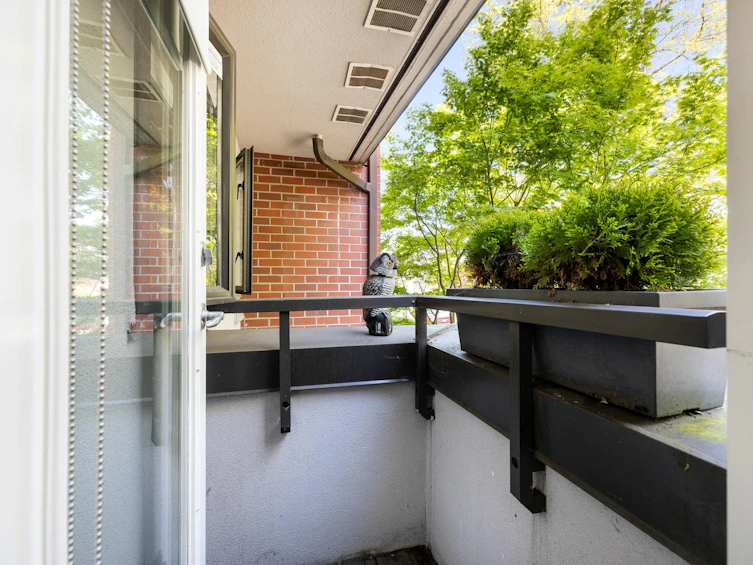 109-345 Lonsdale Avenue, North Vancouver, BC, V7M 3M9 - 12