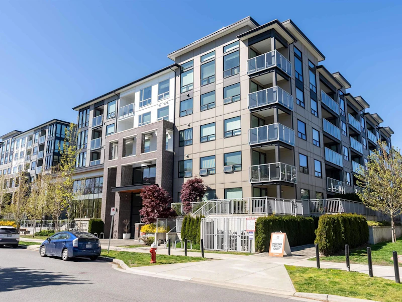 327 - 9233 Odlin Road, Richmond BC
