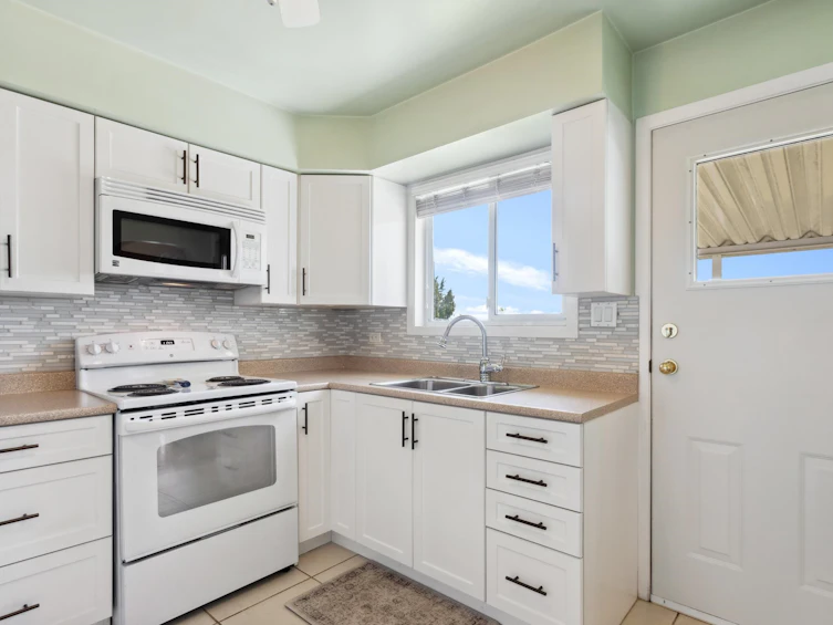 6426 Neville Street, Burnaby, BC, V5E 1A6 - 10