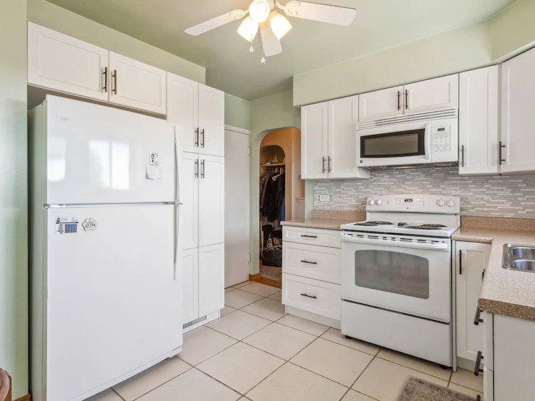 6426 Neville Street, Burnaby, BC, V5E 1A6 - 11