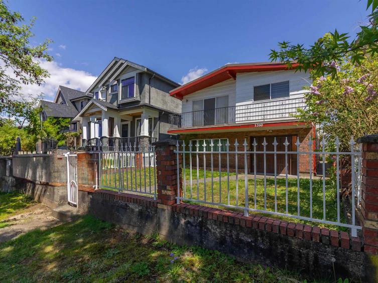 1260 Rossland Street, Vancouver, BC, V5K 4A4 - 39