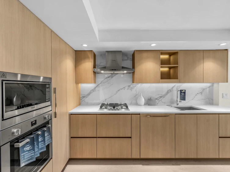 1131-3328 No.3 Road, Richmond, BC, V6X 0X1 - 11