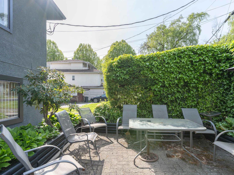 32 E 17th Avenue, Vancouver, BC, V5V 1A2 - 36