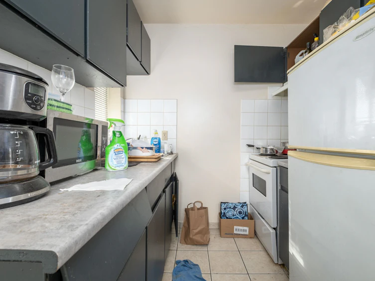 32 E 17th Avenue, Vancouver, BC, V5V 1A2 - 30