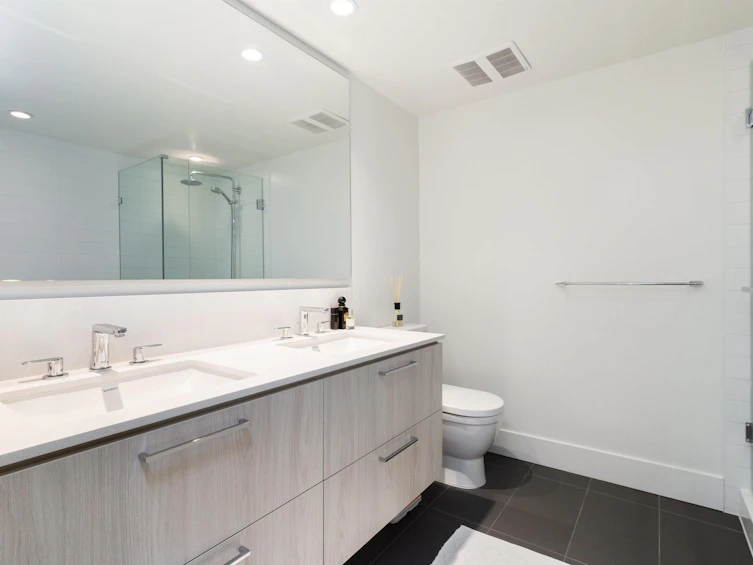 1807-680 Seylynn Crescent, North Vancouver, BC, V7J 0B5 - 27