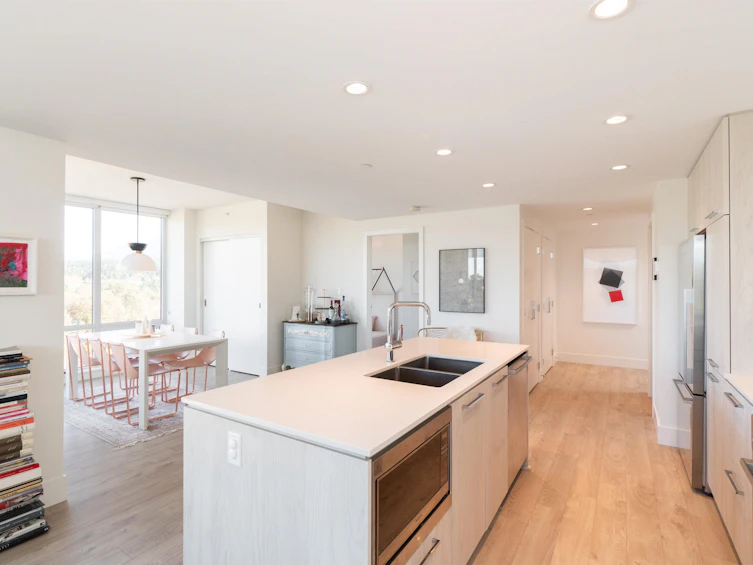 1807-680 Seylynn Crescent, North Vancouver, BC, V7J 0B5 - 11