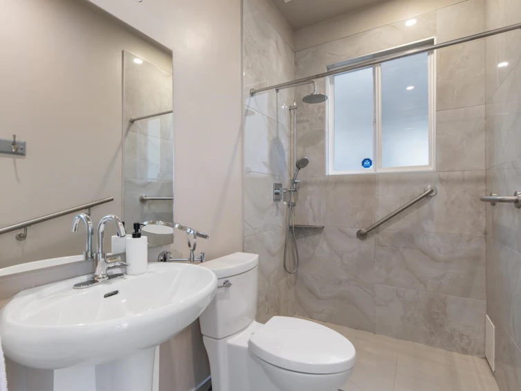 3813 W 22nd Avenue, Vancouver, BC, V6S 1J8 - 33