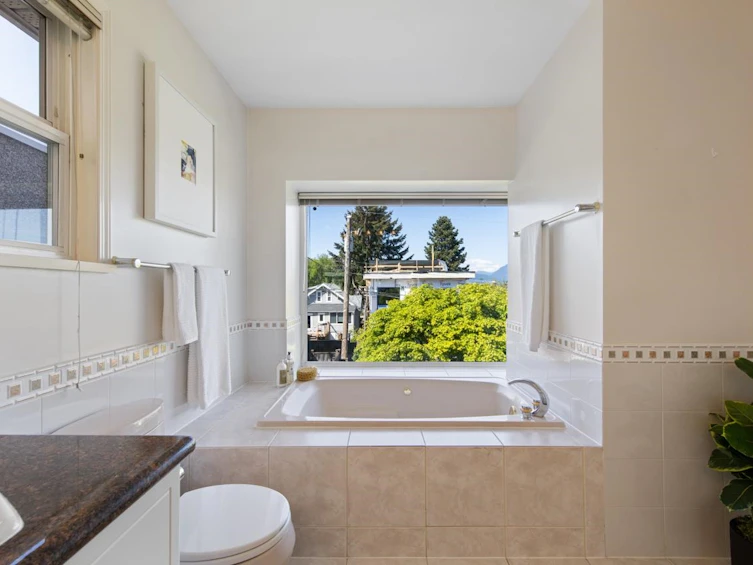 3813 W 22nd Avenue, Vancouver, BC, V6S 1J8 - 21