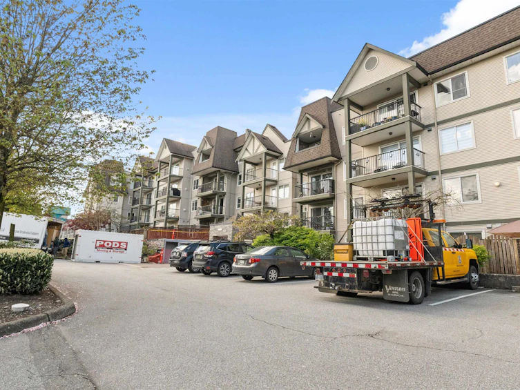 301-12083 92a Avenue, Surrey, BC, V3V 8C8 - 27