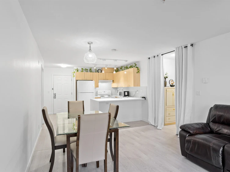 301-12083 92a Avenue, Surrey, BC, V3V 8C8 - 16