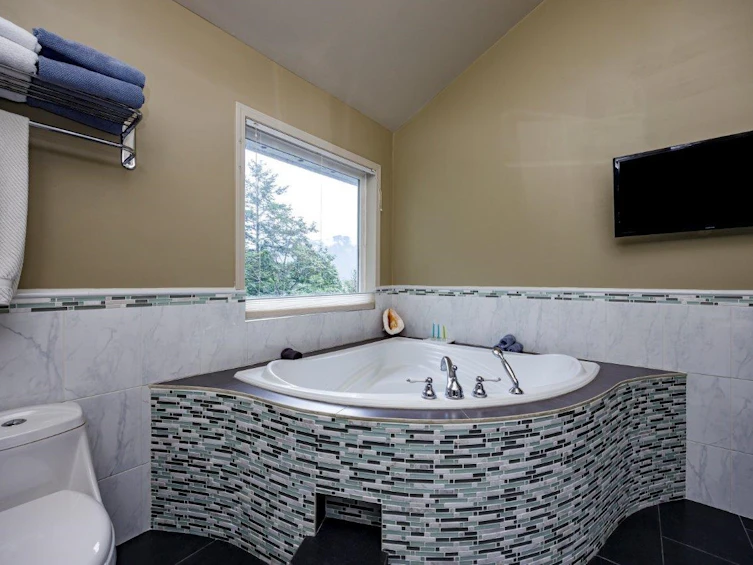 1390 Eagle Cliff Road, Bowen Island, BC, V0N 1G1 - 19