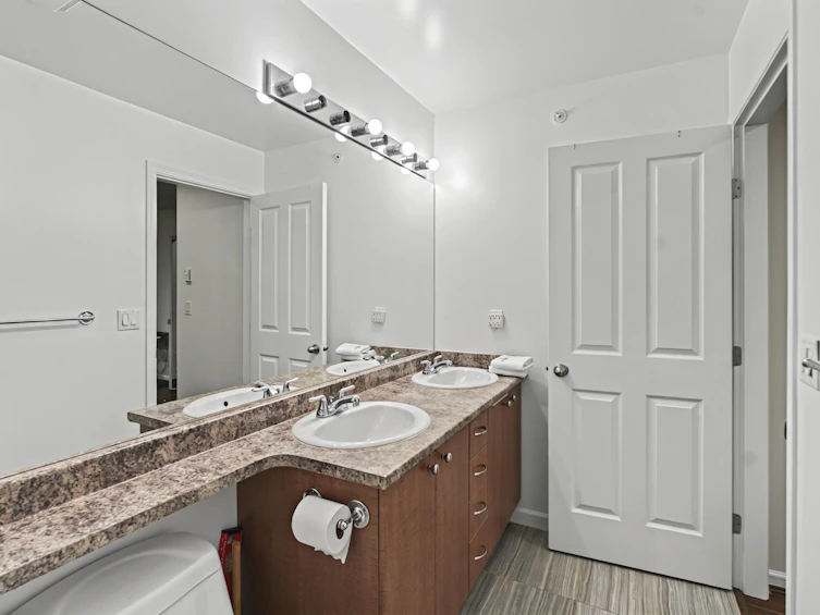 57-1010 Ewen Avenue, New Westminster, BC, V3M 5C9 - 22