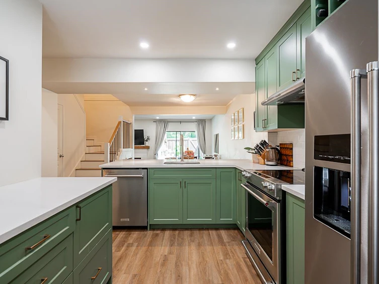 29-1141 Eagleridge Drive, Coquitlam, BC, V3E 1K1 - 3
