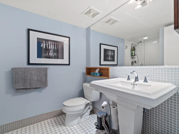 852 W 6th Avenue, Vancouver, BC, V5Z 1A6 - 16