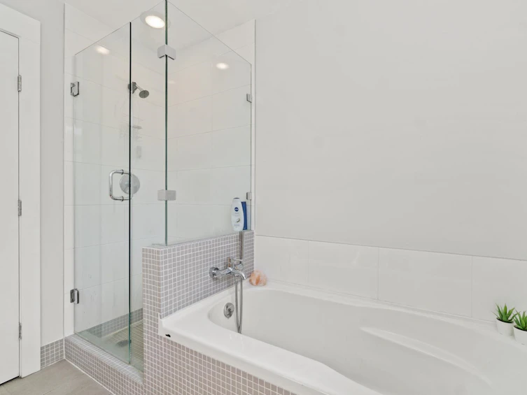 852 W 6th Avenue, Vancouver, BC, V5Z 1A6 - 11