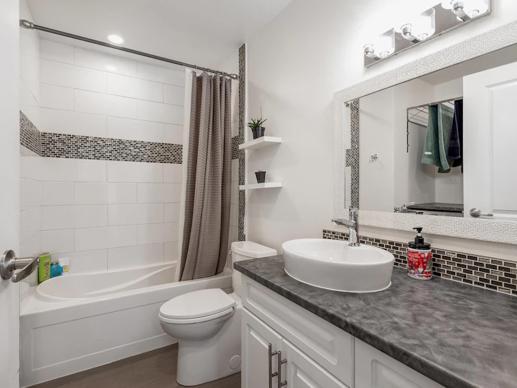6056 W Greenside Drive, Surrey, BC, V3S 5M8 - 18