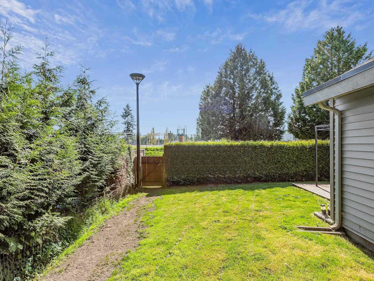 6056 W Greenside Drive, Surrey, BC, V3S 5M8 - 25