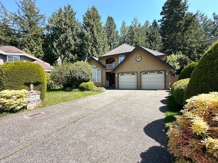 1640 138b Street, Surrey, BC, V4A 9J8