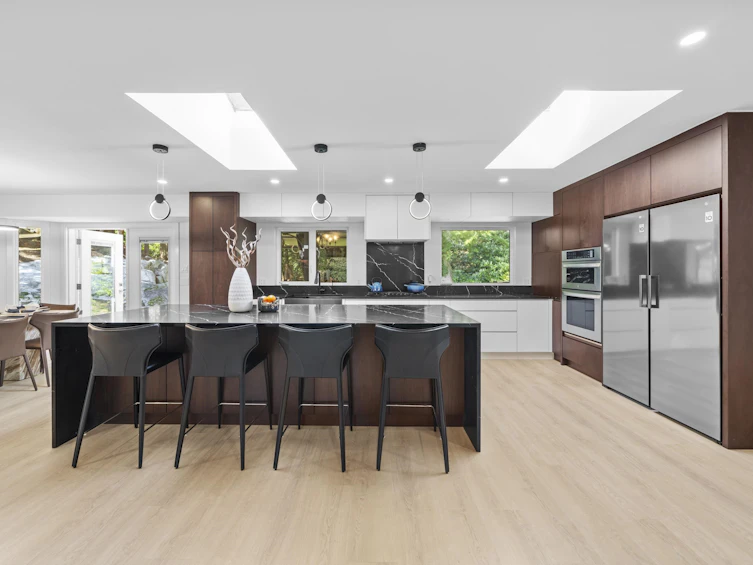 3965 Viewridge Place, West Vancouver, BC, V7V 3K7 - 9