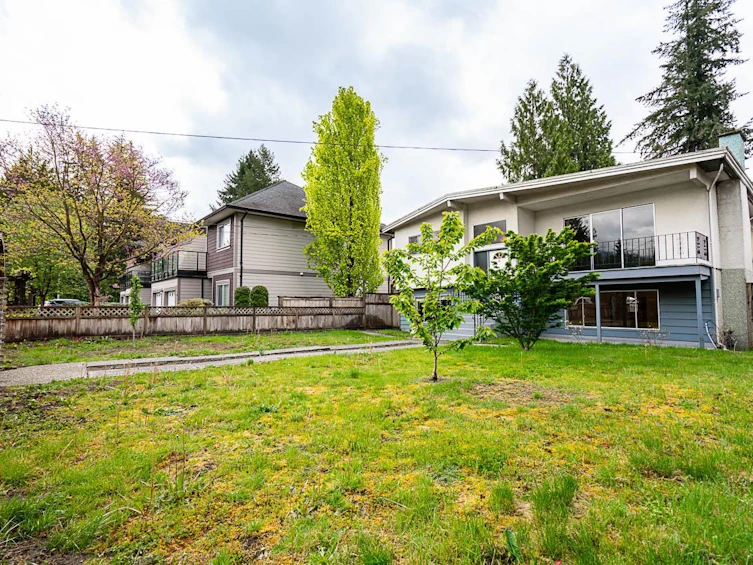 1730 Laurier Avenue, Port Coquitlam, BC, V3B 2C4 - 3